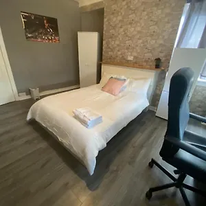 Bed & Breakfast Lovely Private In Sandilands Dr Ab24
